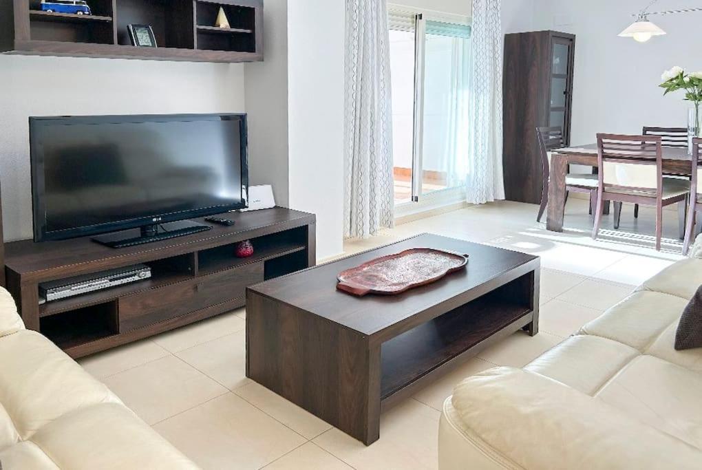 Piso Bajo 3 2 Banos Y Gran Terraza Apartament