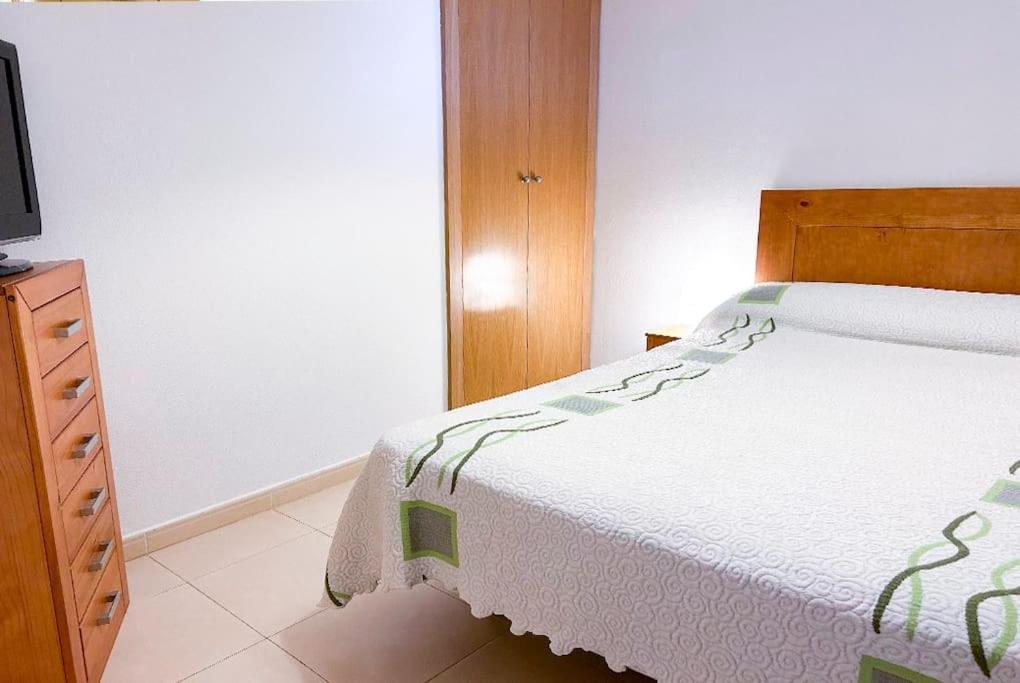 Piso Bajo 3 2 Banos Y Gran Terraza Denia