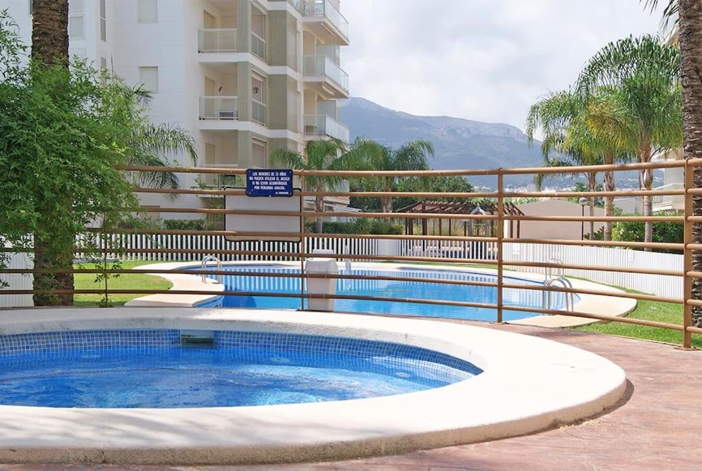 Apartment Piso Bajo 3 2 Banos Y Gran Terraza *